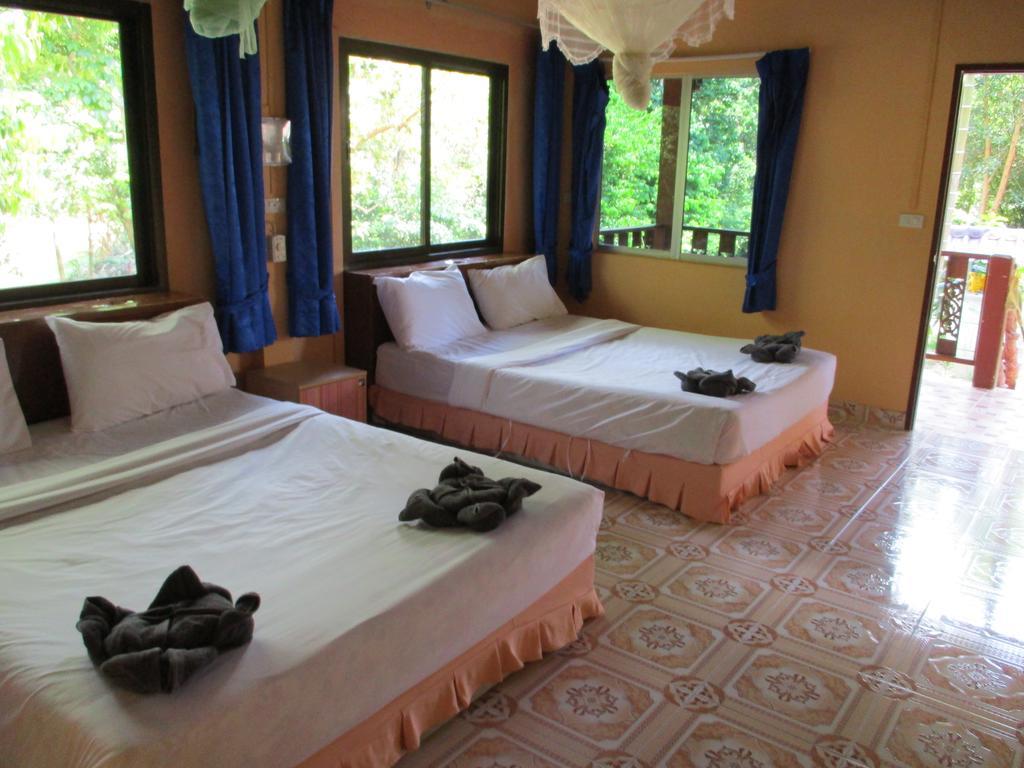 Khao Sok National Park Khaosok Island Resort מראה חיצוני תמונה