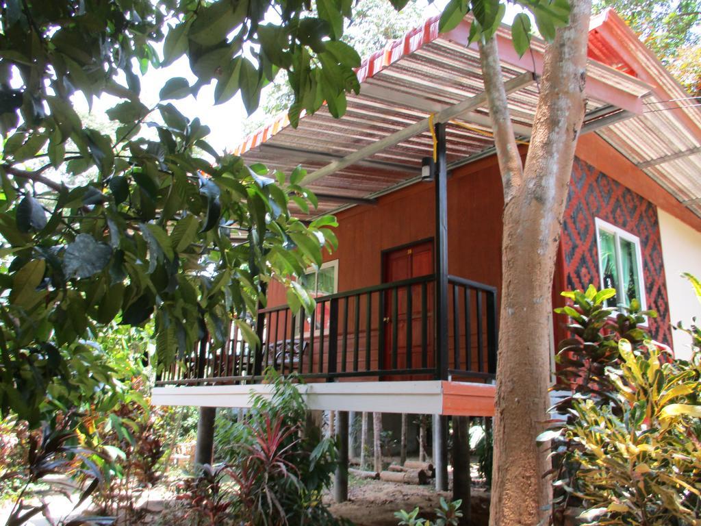 Khao Sok National Park Khaosok Island Resort מראה חיצוני תמונה