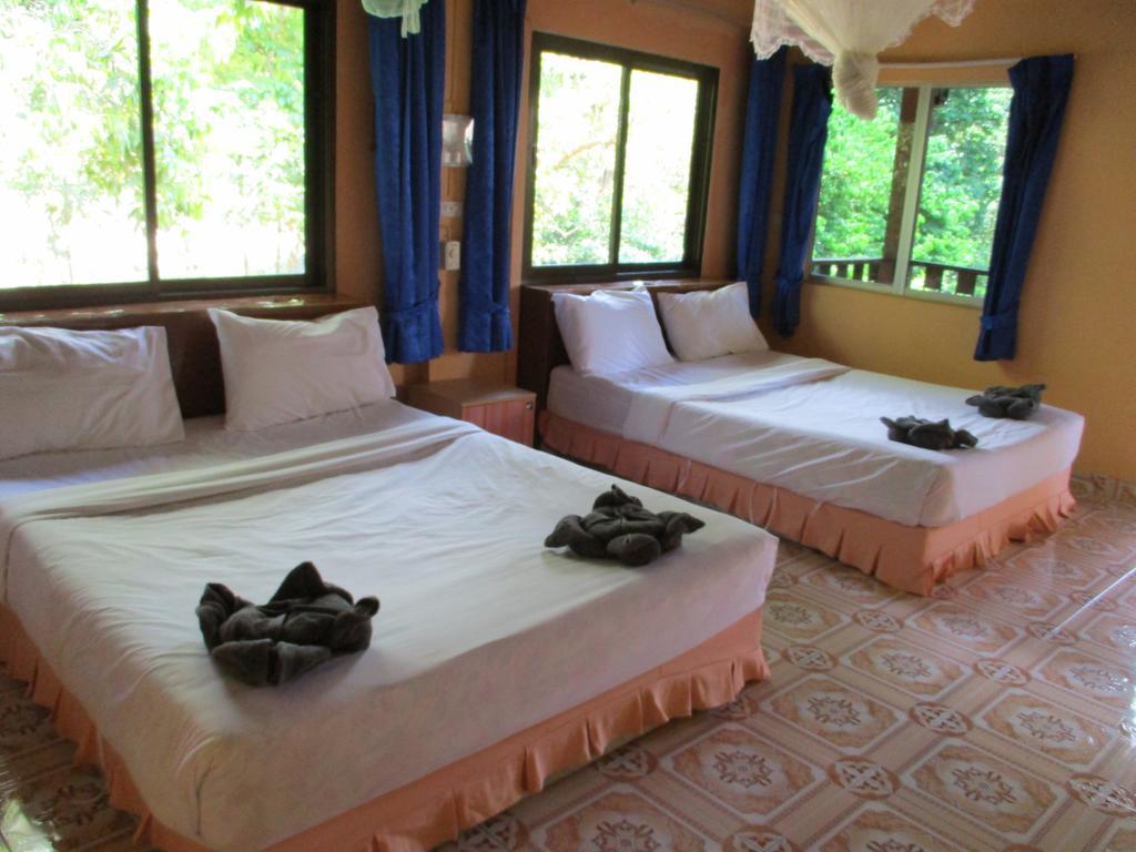 Khao Sok National Park Khaosok Island Resort מראה חיצוני תמונה