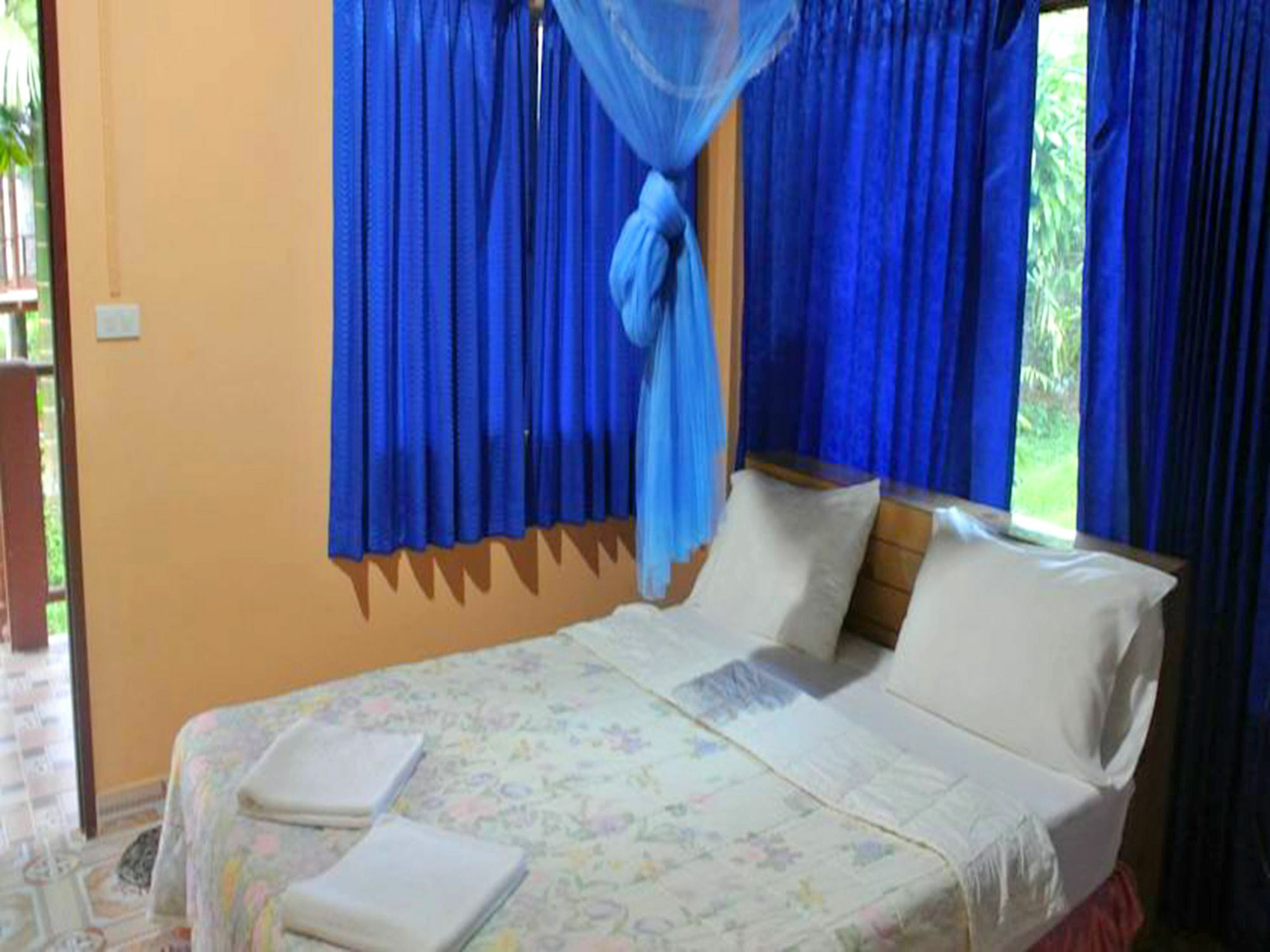 Khao Sok National Park Khaosok Island Resort מראה חיצוני תמונה